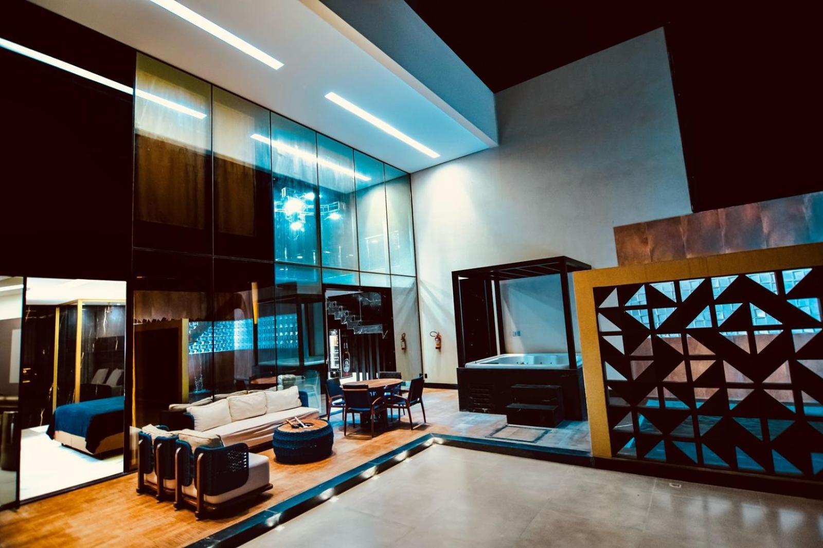 Love hotel Dubai Petrolina